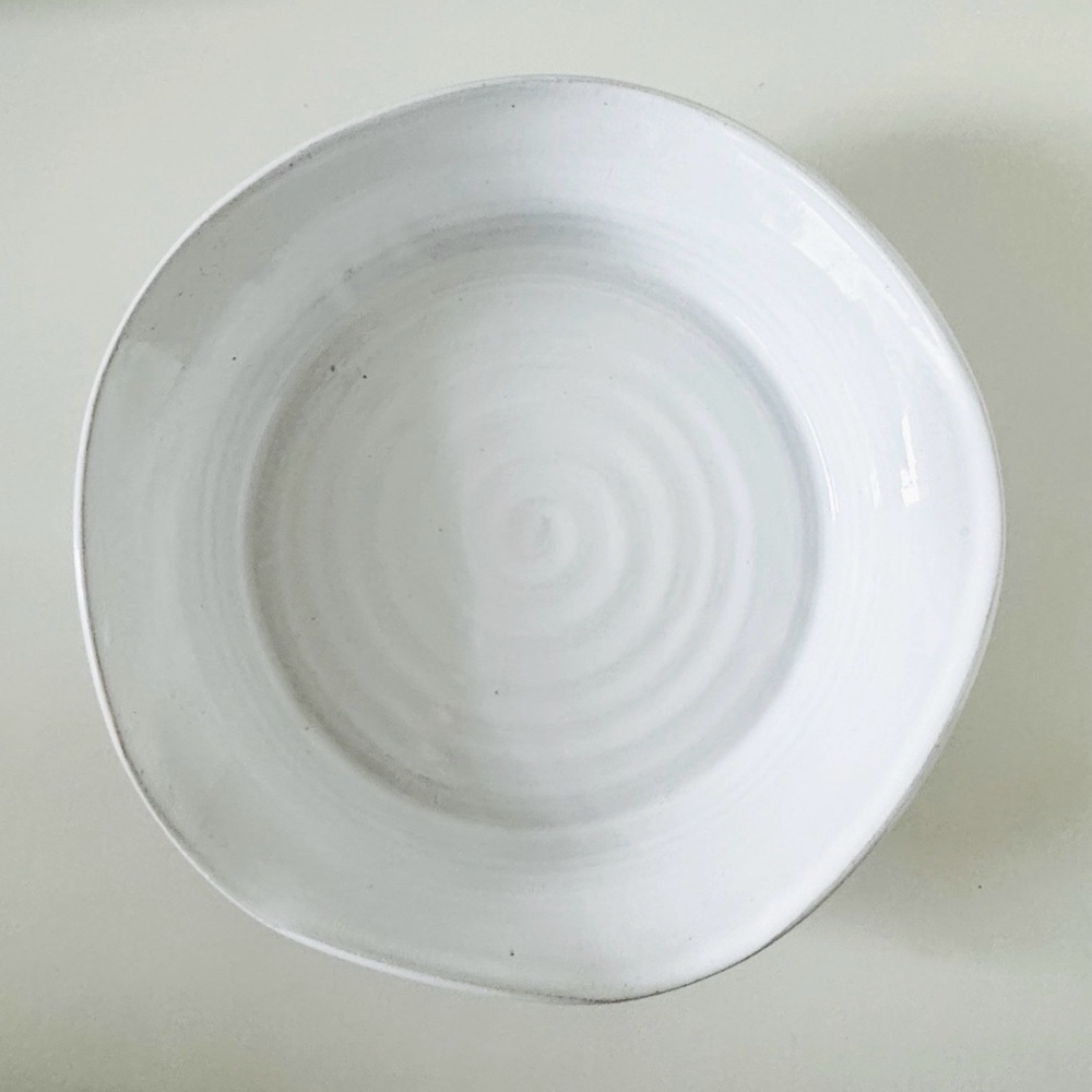 Farmhouse Pottery Laurel Pie Dish (1st Generation Design) - Picture 4 of 7